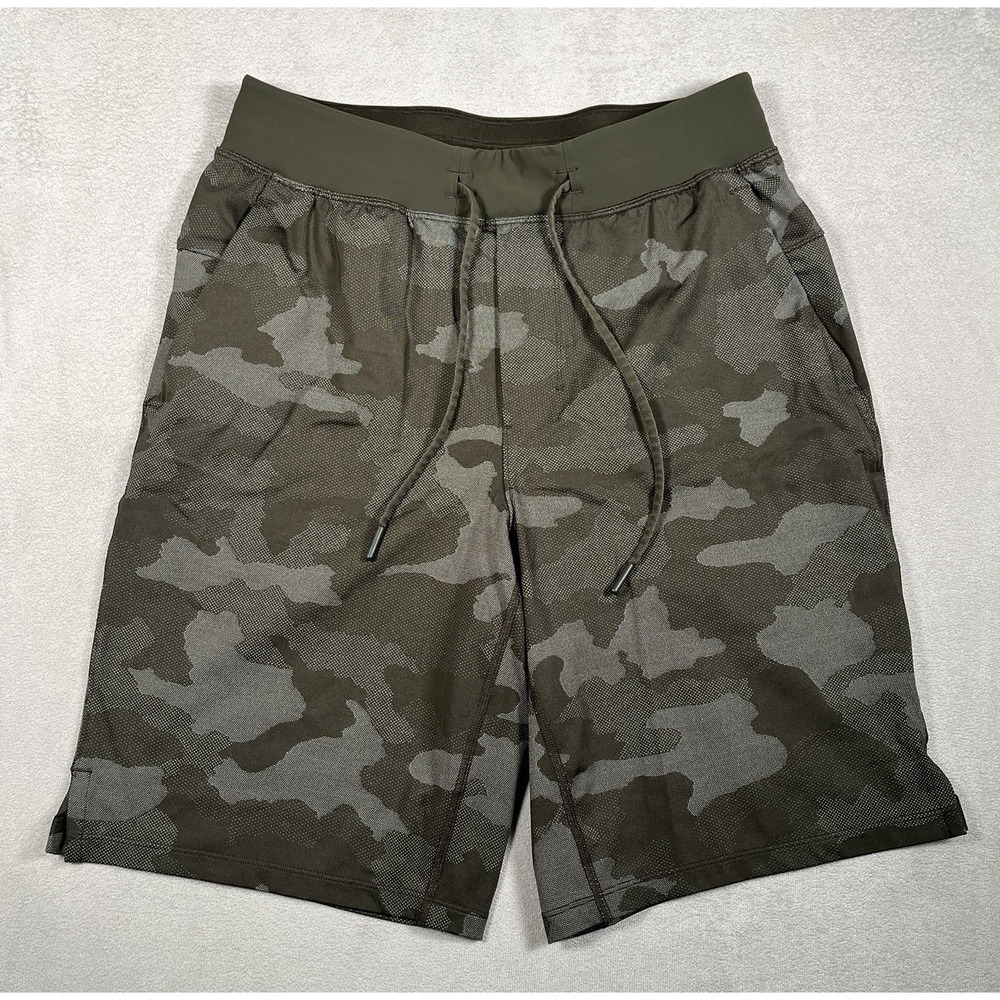 Lululemon T.H.E. Short 9" Men S Green Camo Mesh Athletic Shorts M7ANIS